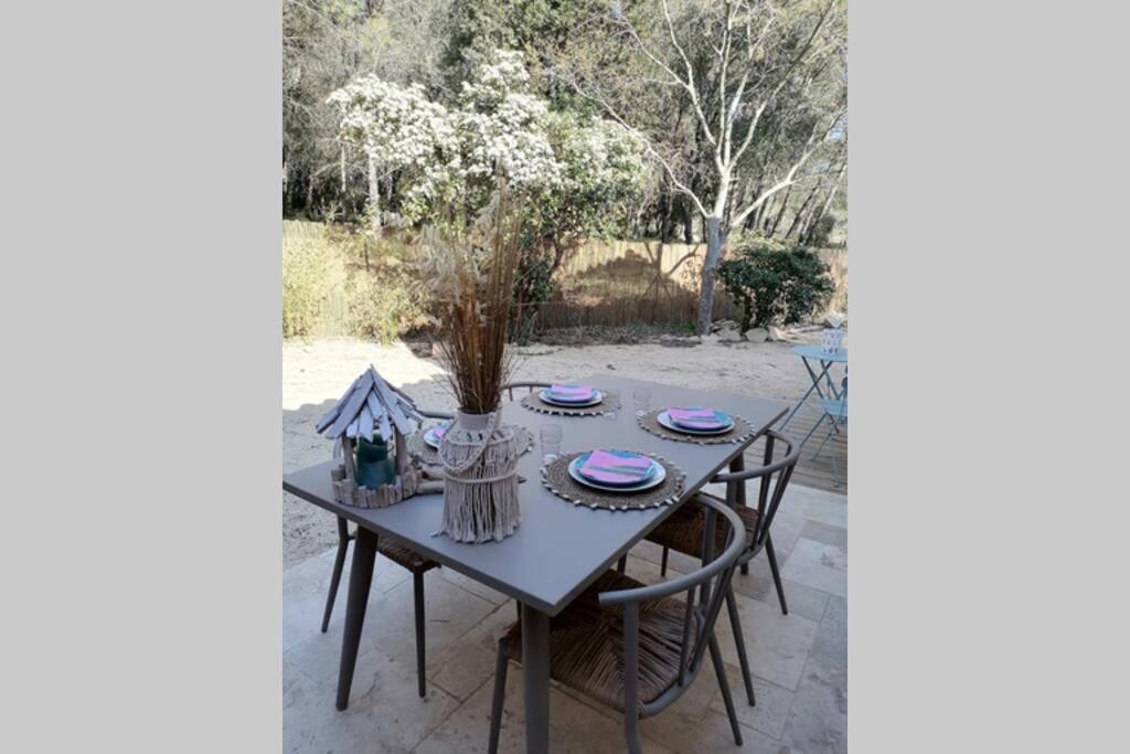 Maison 5 Personnes En Garrigue - Piscine-Spa Prive Langlade エクステリア 写真