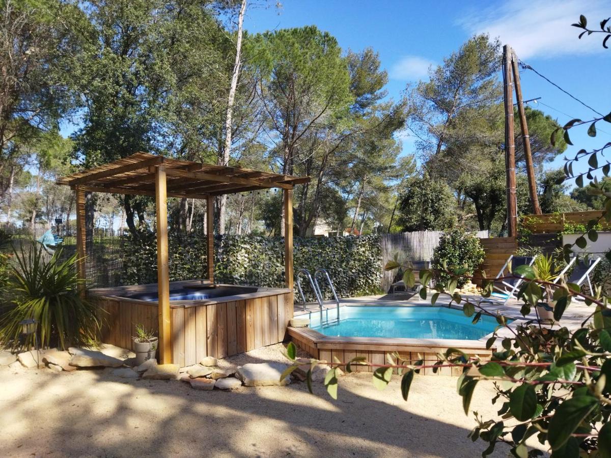 Maison 5 Personnes En Garrigue - Piscine-Spa Prive Langlade エクステリア 写真
